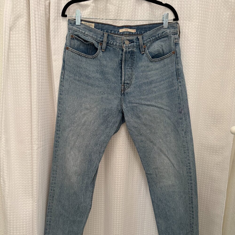 Levi's Wedgie Fit size 30